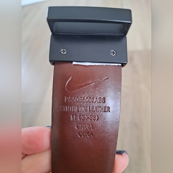 Nike Belt - Medium - Picture 2 of 5